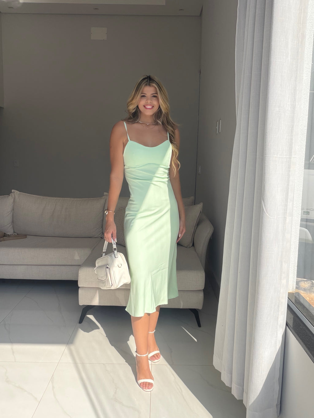 Vestido Midi Alfaiataria Madrid