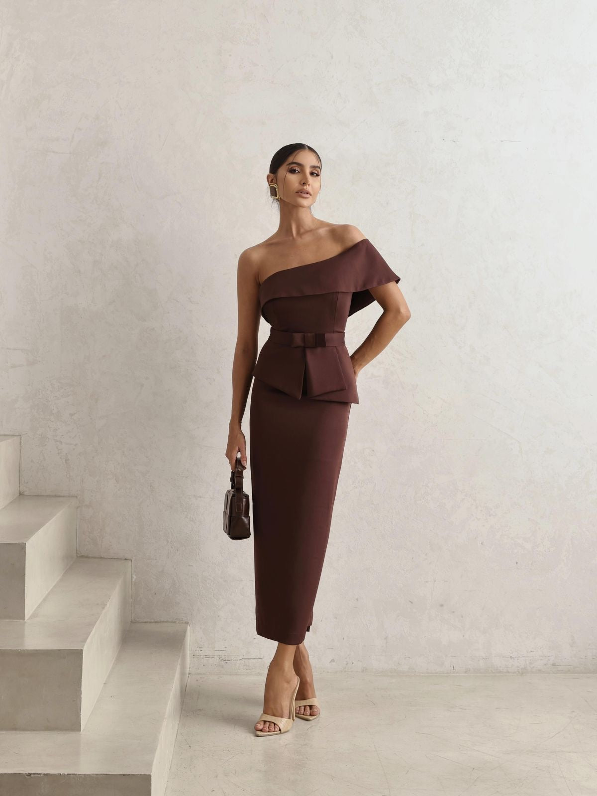 Vestido Midi Alfaiataria com Cinto Barcelona