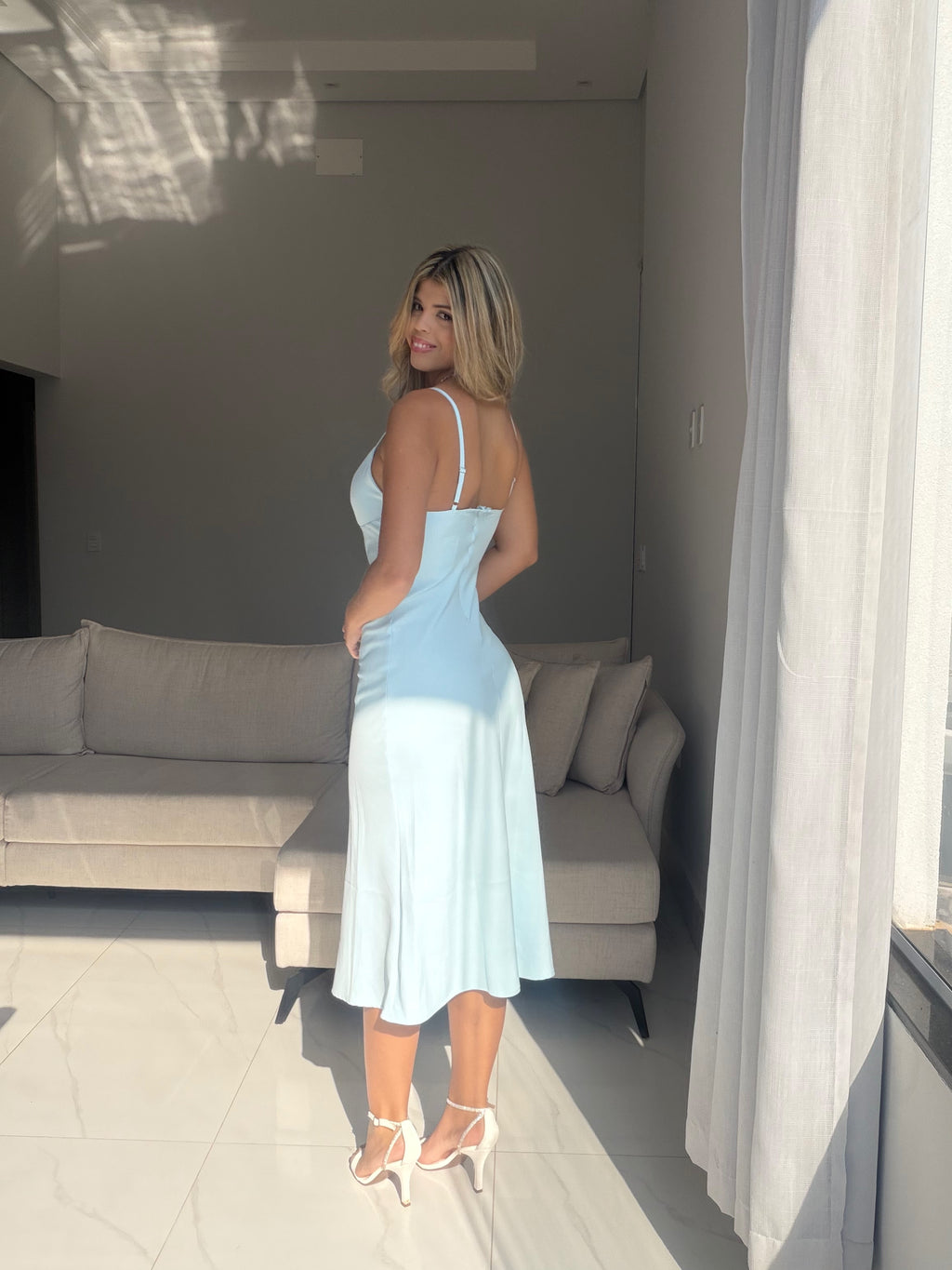 Vestido Midi Alfaiataria Madrid