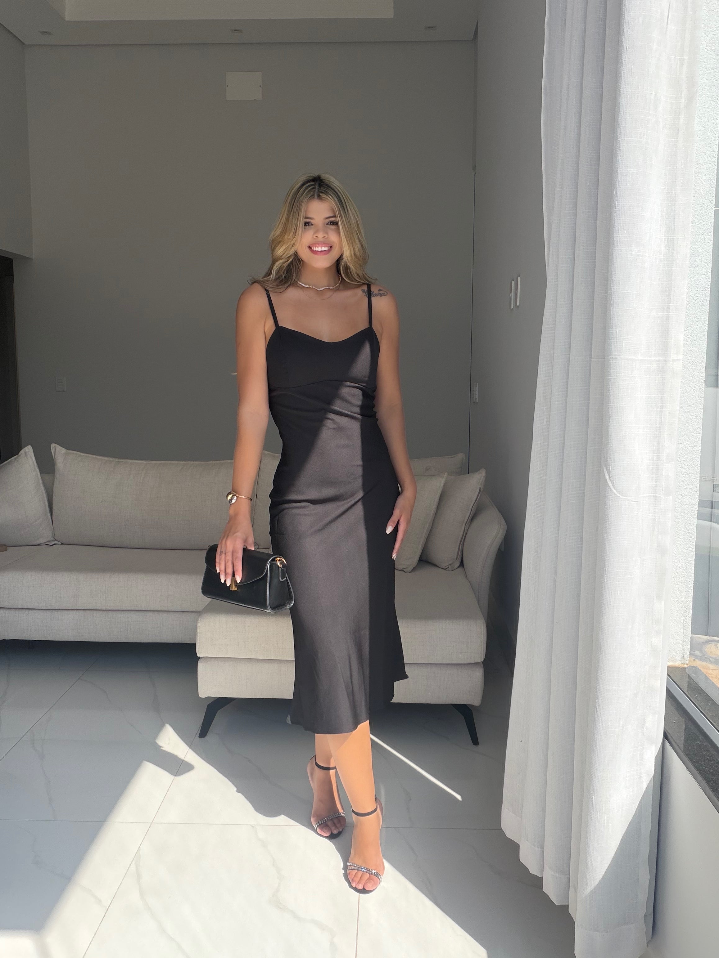 Vestido Midi Alfaiataria Madrid